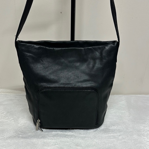 Stone Mountain Black Shoulder Bag Sleek Minimalist Design - Picture 1 of 16